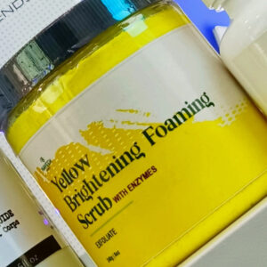 Yellow brightening Scrub With Enzymes